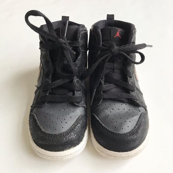 Nike Air Jordan 1 retro high black/bronze TD sneakers EUC size 10 - Picture 4 of 7